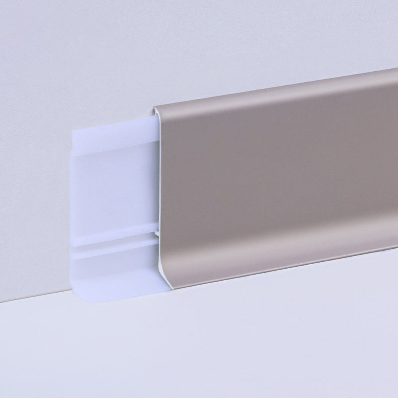 skirting line línea de zócalo