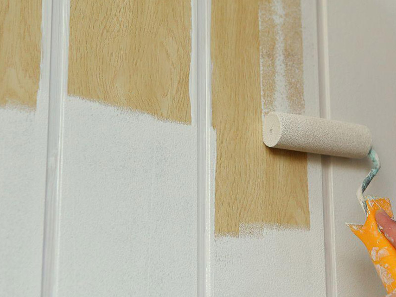 ¿Cómo se moderniza los viejos paneles de madera?