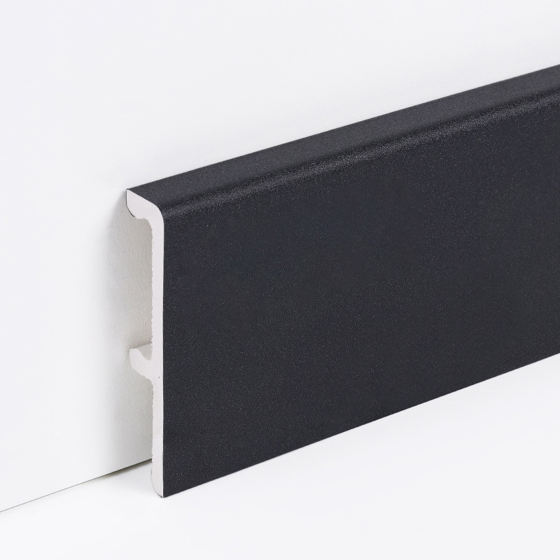 Rodapi&eacute;s negros