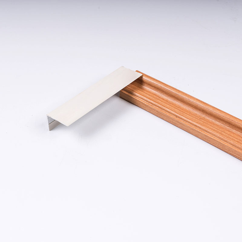 Borde de baldosas personalizado