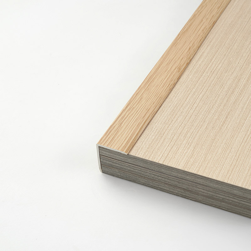  Listones de borde de suelo en forma de V