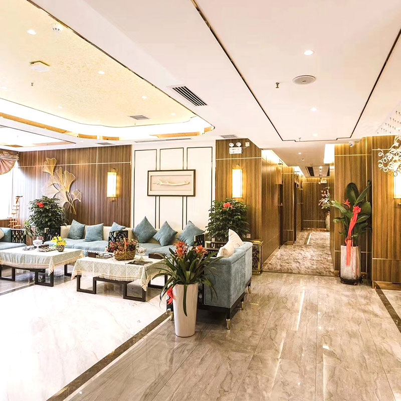  Tira de transici&oacute;n de piso de aluminio