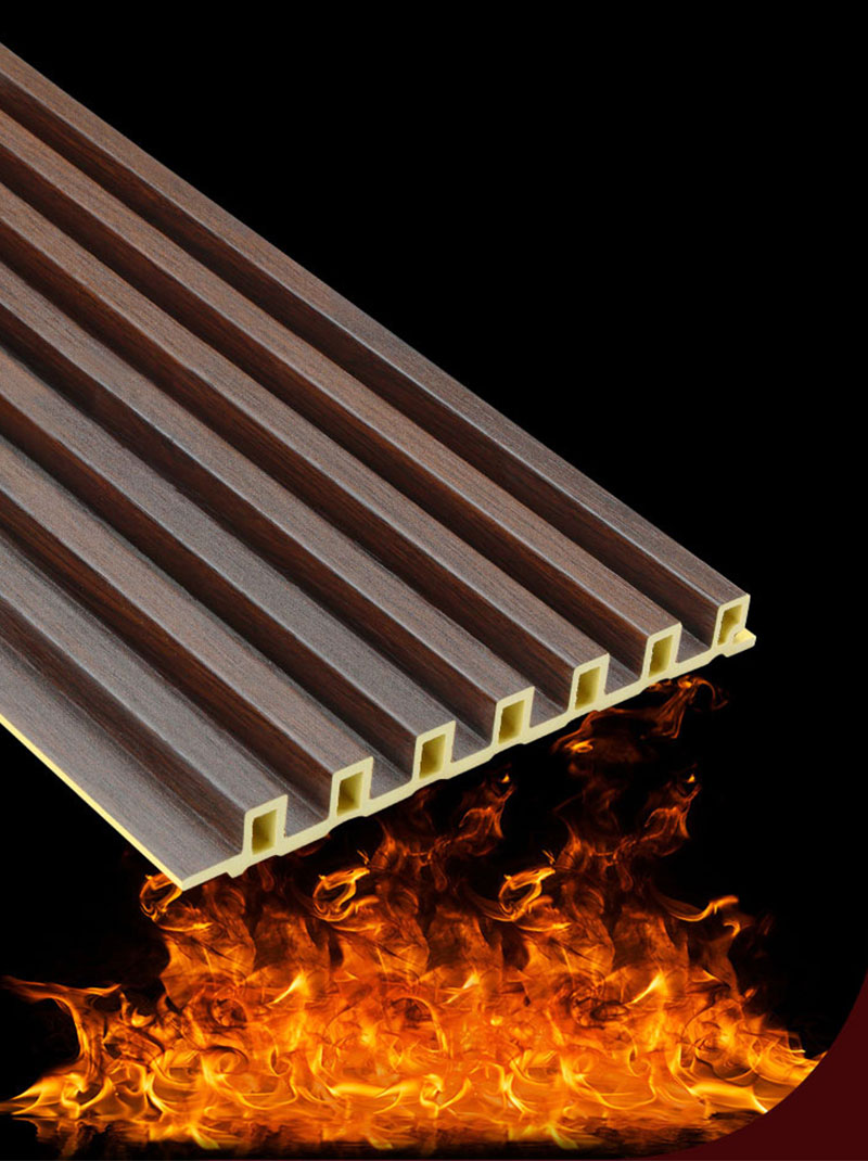 Panel de pared estriado de WPC ign&iacute;fugo