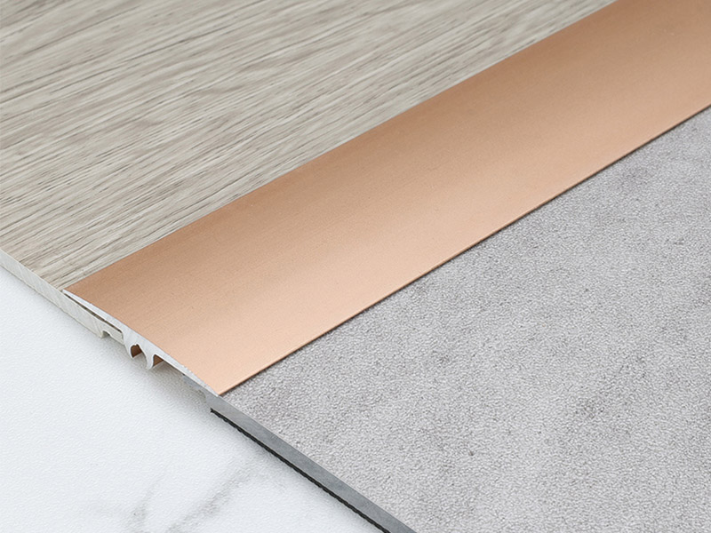 Tira de transici&oacute;n de piso universal de aleaci&oacute;n de aluminio