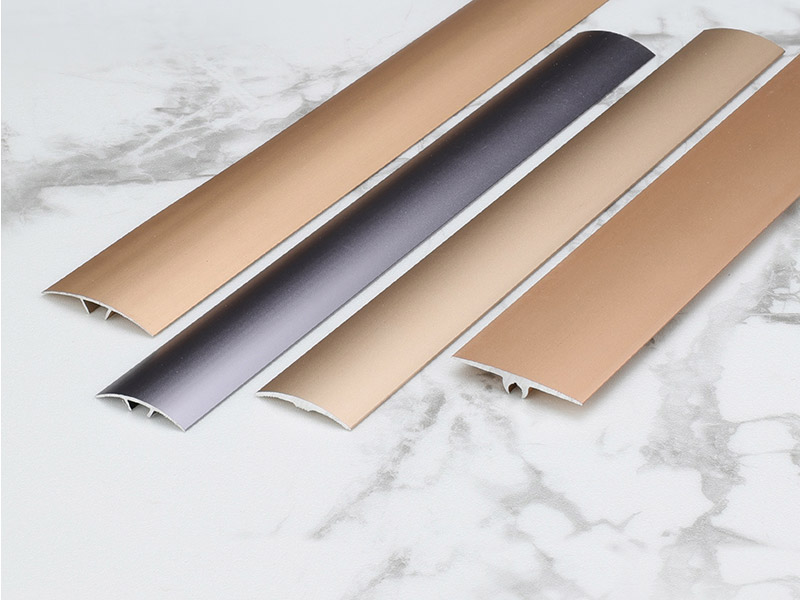 Tira de transici&oacute;n de piso de aluminio universal