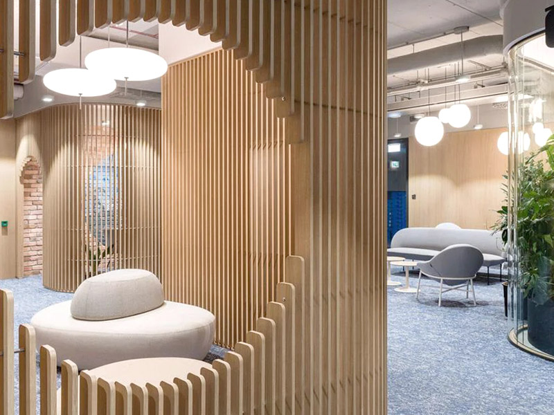 ¿Cómo se diseña la pared de una oficina?