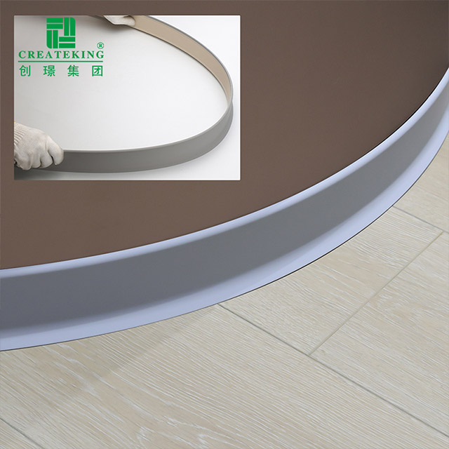Rodapié de PVC flexible de 70*13,5 mm