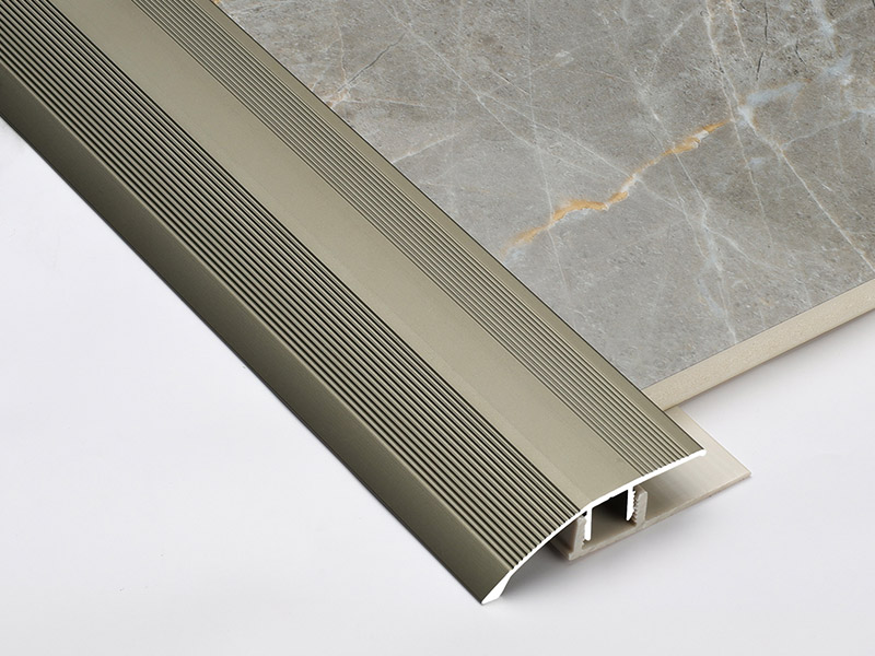 Tira de transici&oacute;n de piso de aleaci&oacute;n de aluminio