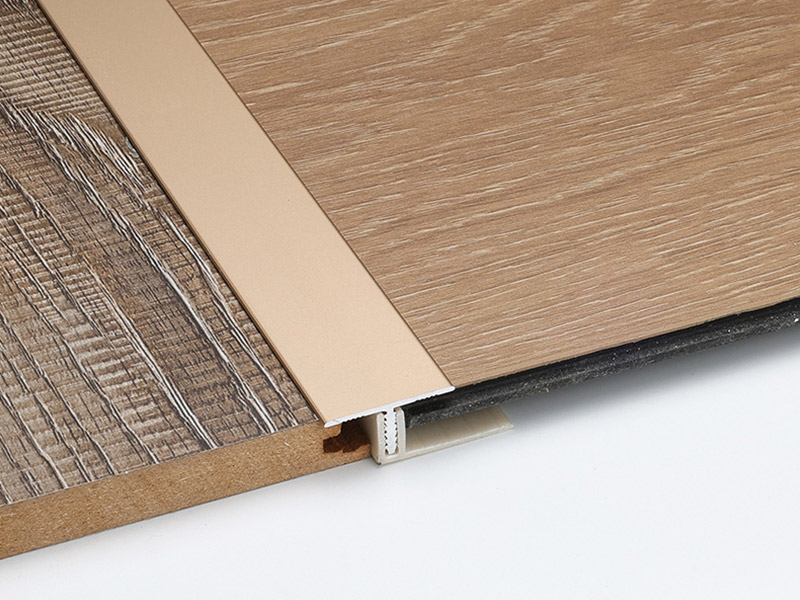 Moldura en T de aluminio