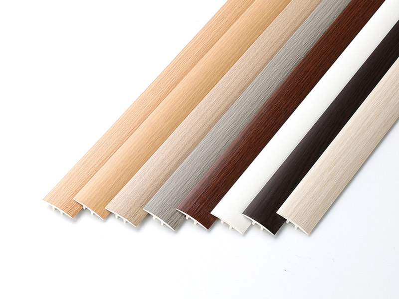 Moldura en T SPC de 25*3 mm