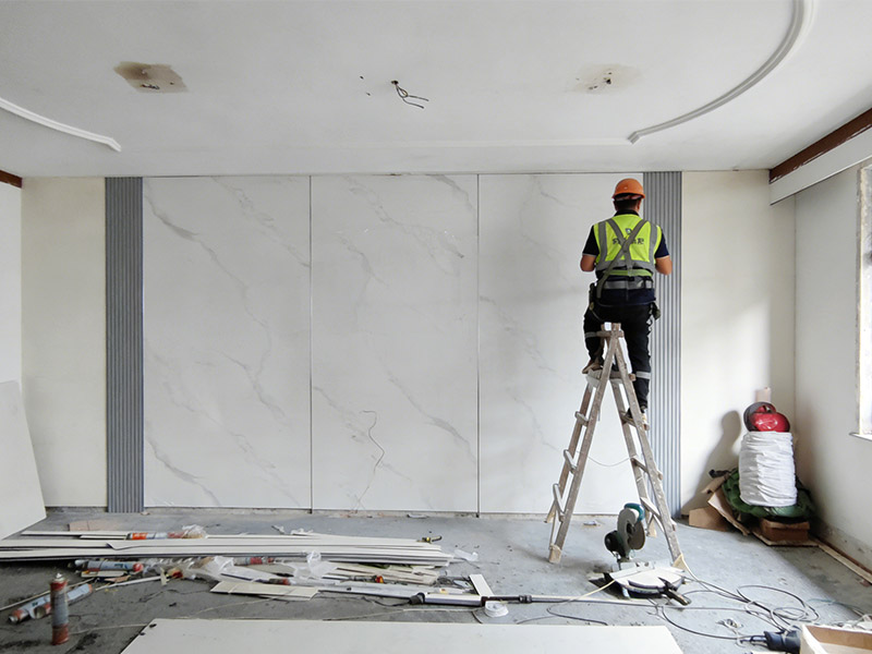 ¿Cómo instalar paneles de pared de cristal de carbono?