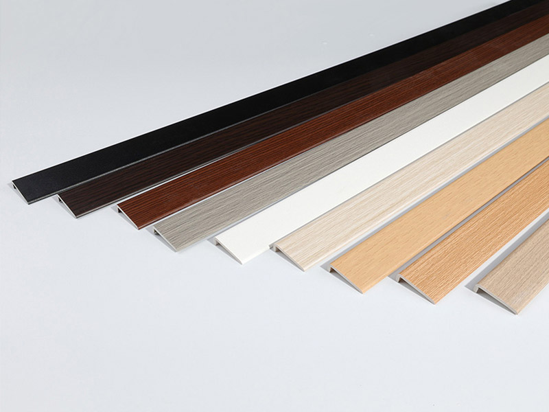 Perfiles de bordes de piso de PVC en forma de L de 20 * 4,5 mm