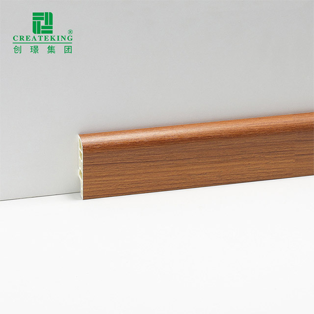 Zócalos SPC de veta de madera de 50 * 15 mm