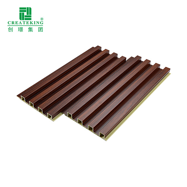 Panel de pared WPC duradero integrado, precio de fábrica de techo, material decorativo ignífugo para decoración del hogar