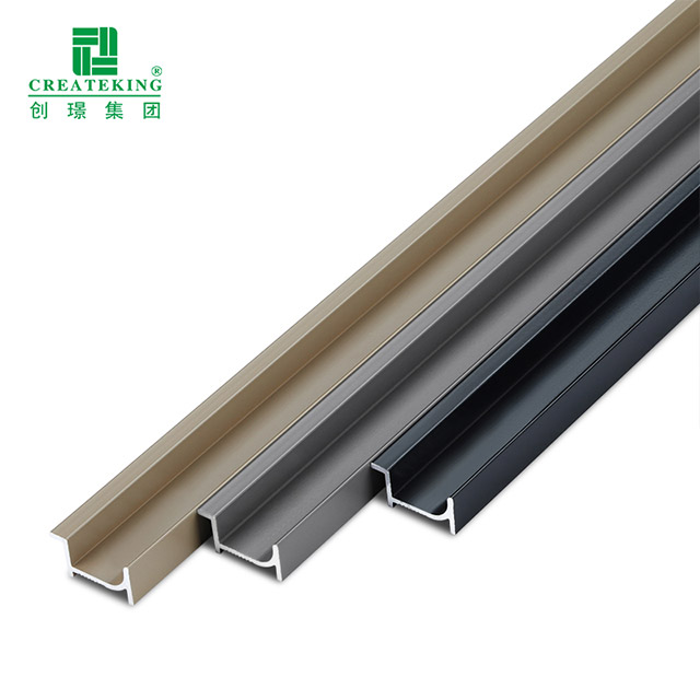 Zócalo de aluminio empotrado de 20*12 mm