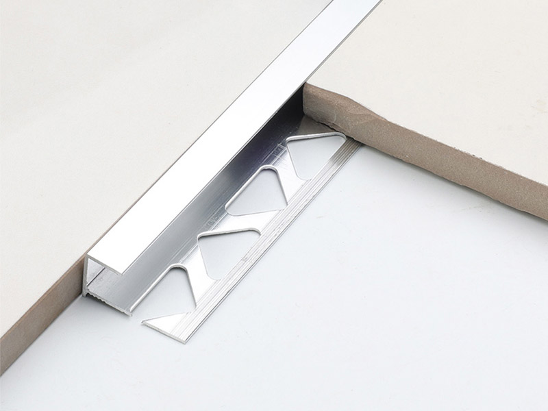 Borde de azulejo en forma de C