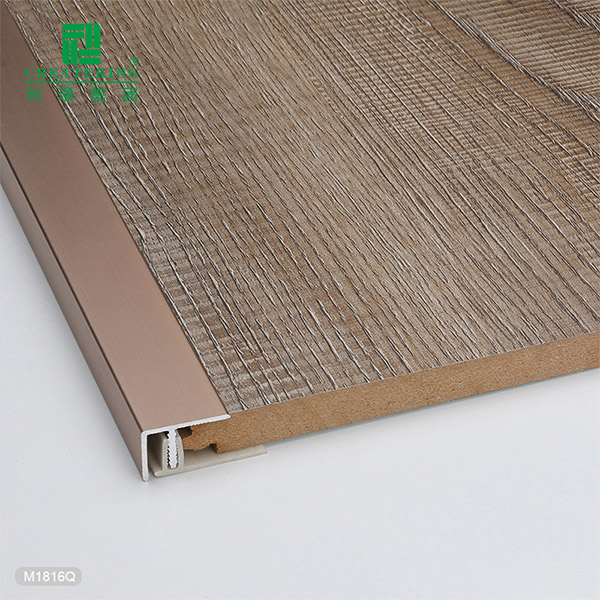 Perfil de extremo de aluminio de 13,5x22 mm