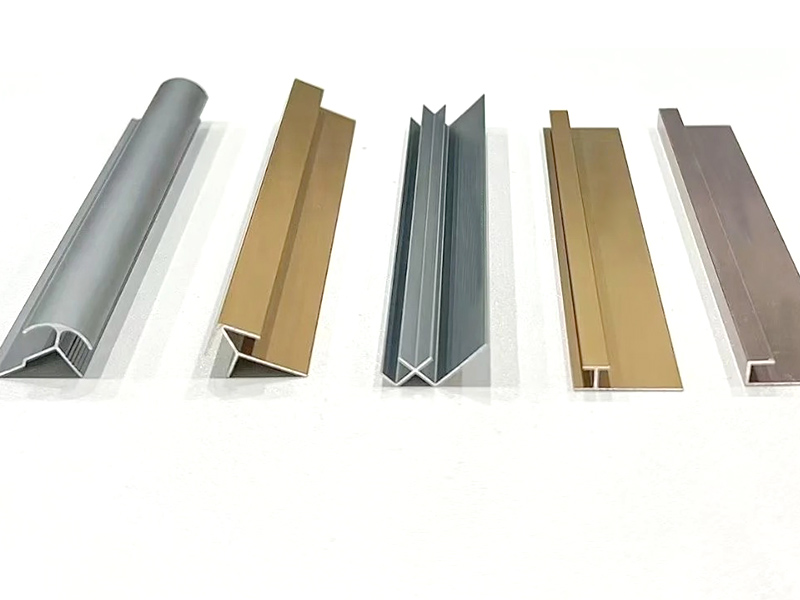 ¿Se oxidan las molduras de azulejos cromados?