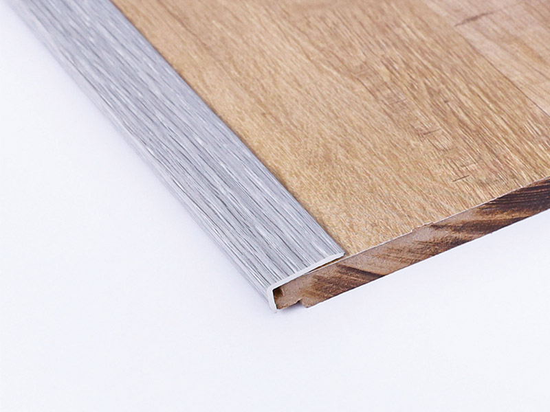 Tiras de borde para pisos laminados en forma de L de PVC de 24 * 10 mm