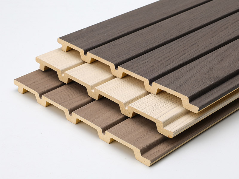 Paneles de pared estriados de PVC con acabado de madera de 170 * 11 mm