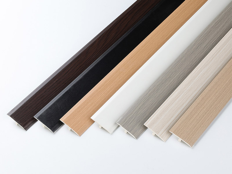 Bordes de suelo en forma de T de PVC