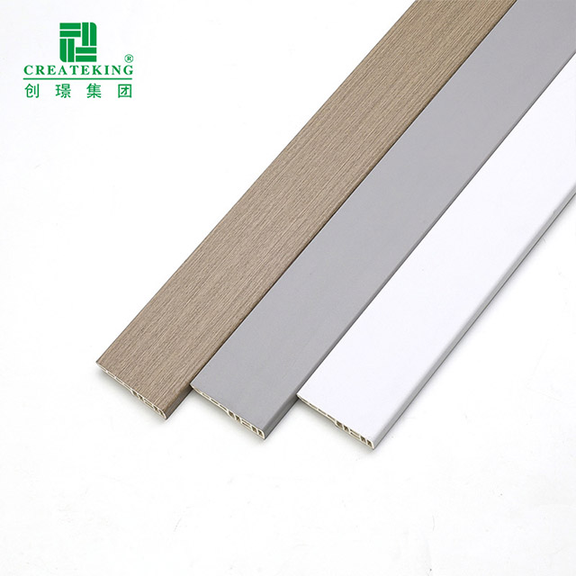 Rodapié SPC impermeable de 60*12 mm