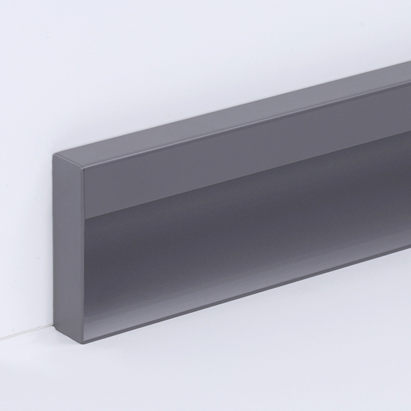 rodapi&eacute; de aluminio