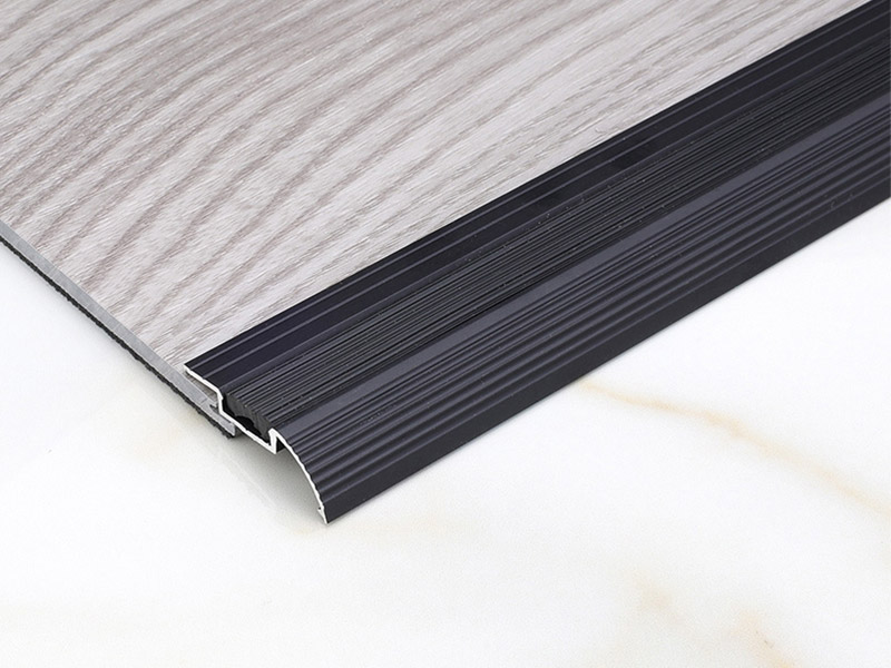 Tira reductora de aluminio