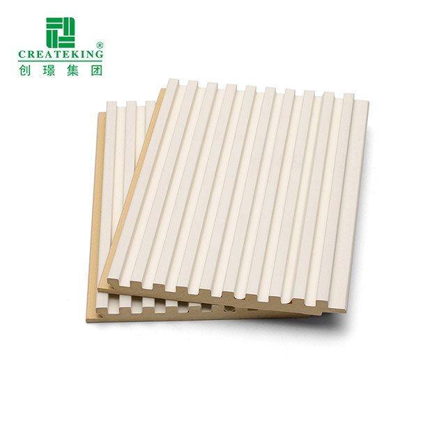 Rejilla sólida estriada de PVC de 108*9,2 mm